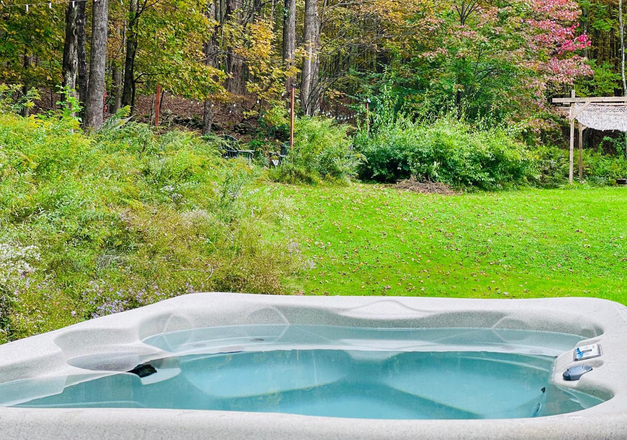 Cozy Cottage With Jacuzzi And Fire Pit And Reading Nook! Livingston Manor Zewnętrze zdjęcie