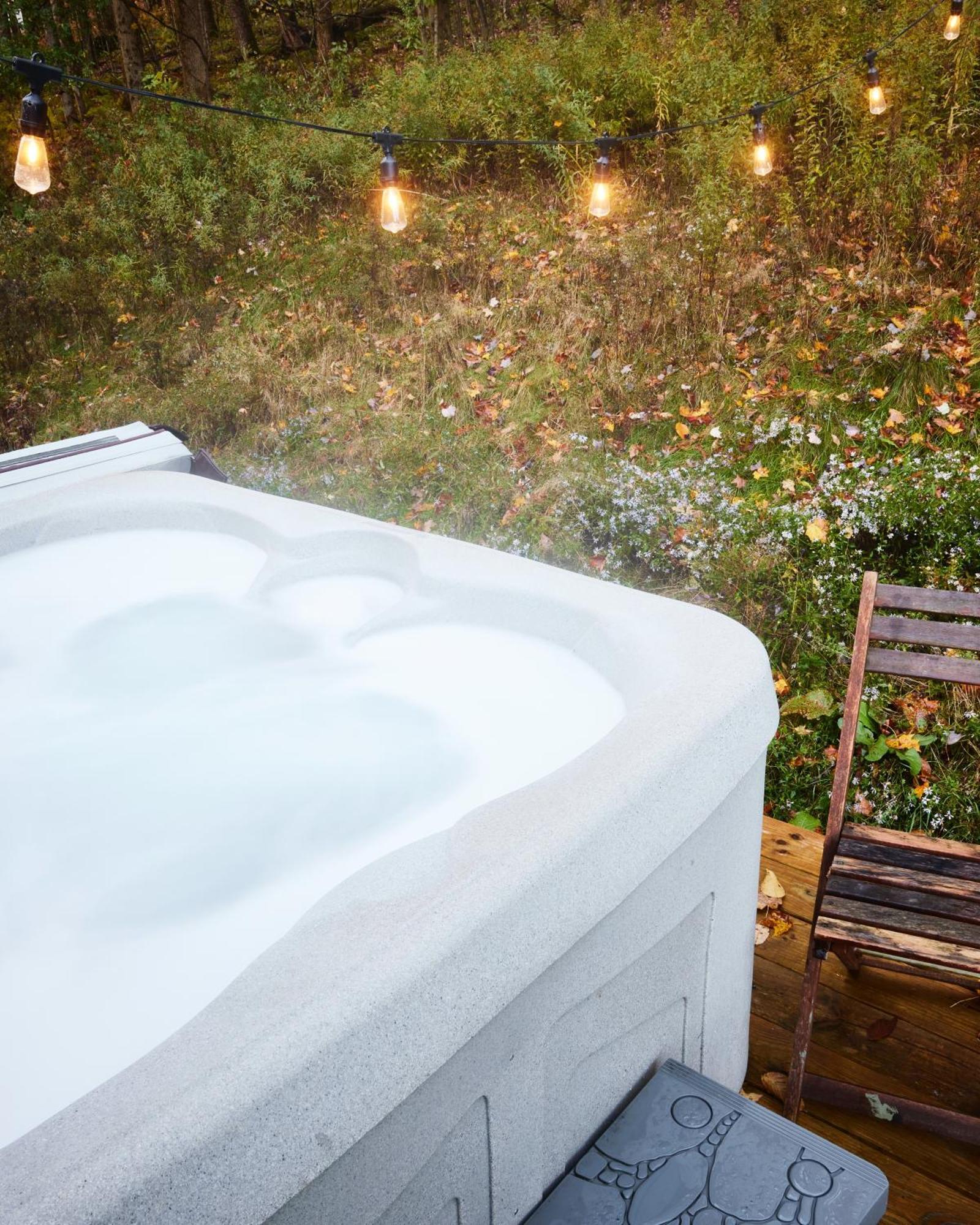 Cozy Cottage With Jacuzzi And Fire Pit And Reading Nook! Livingston Manor Zewnętrze zdjęcie